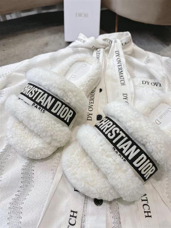 20251128184319317 220